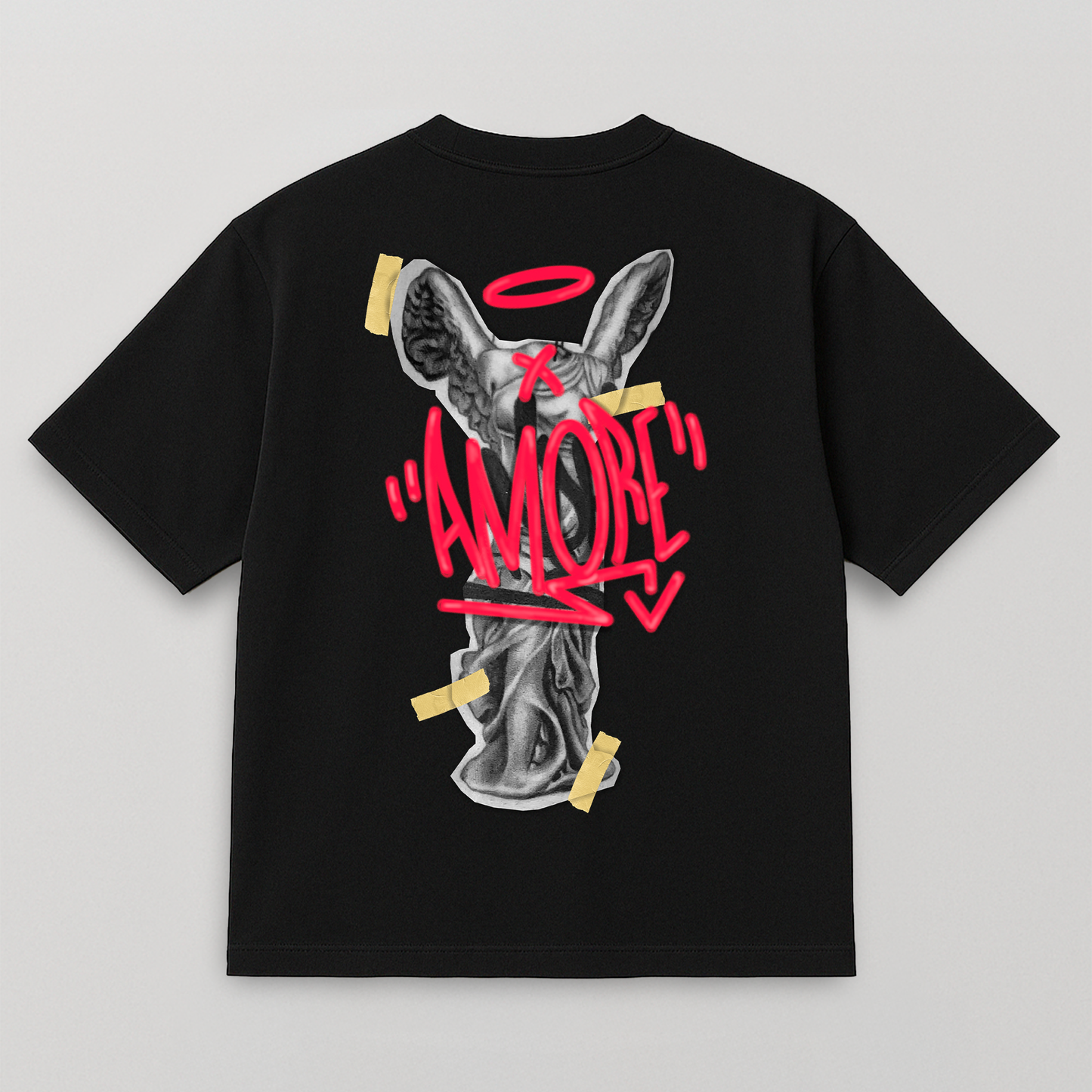T-SHIRT STATUE